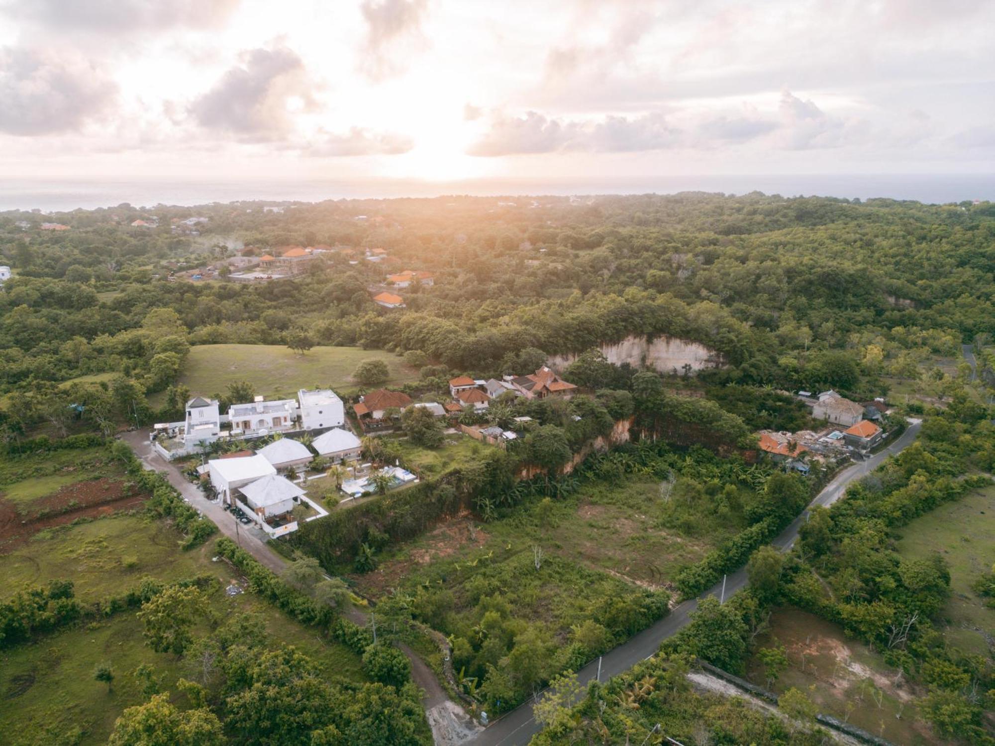 Hotel Sukacita Hill Uluwatu Exteriér fotografie